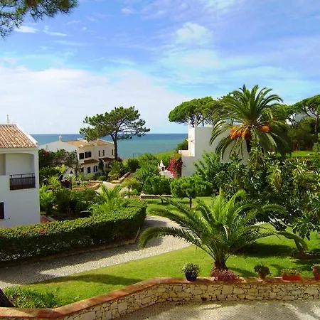 Sleeps 6 Air Con T479922 * Vale do Lobo