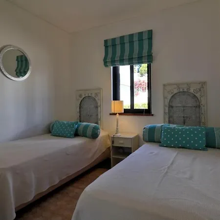 Sleeps 6 Air Con T479922